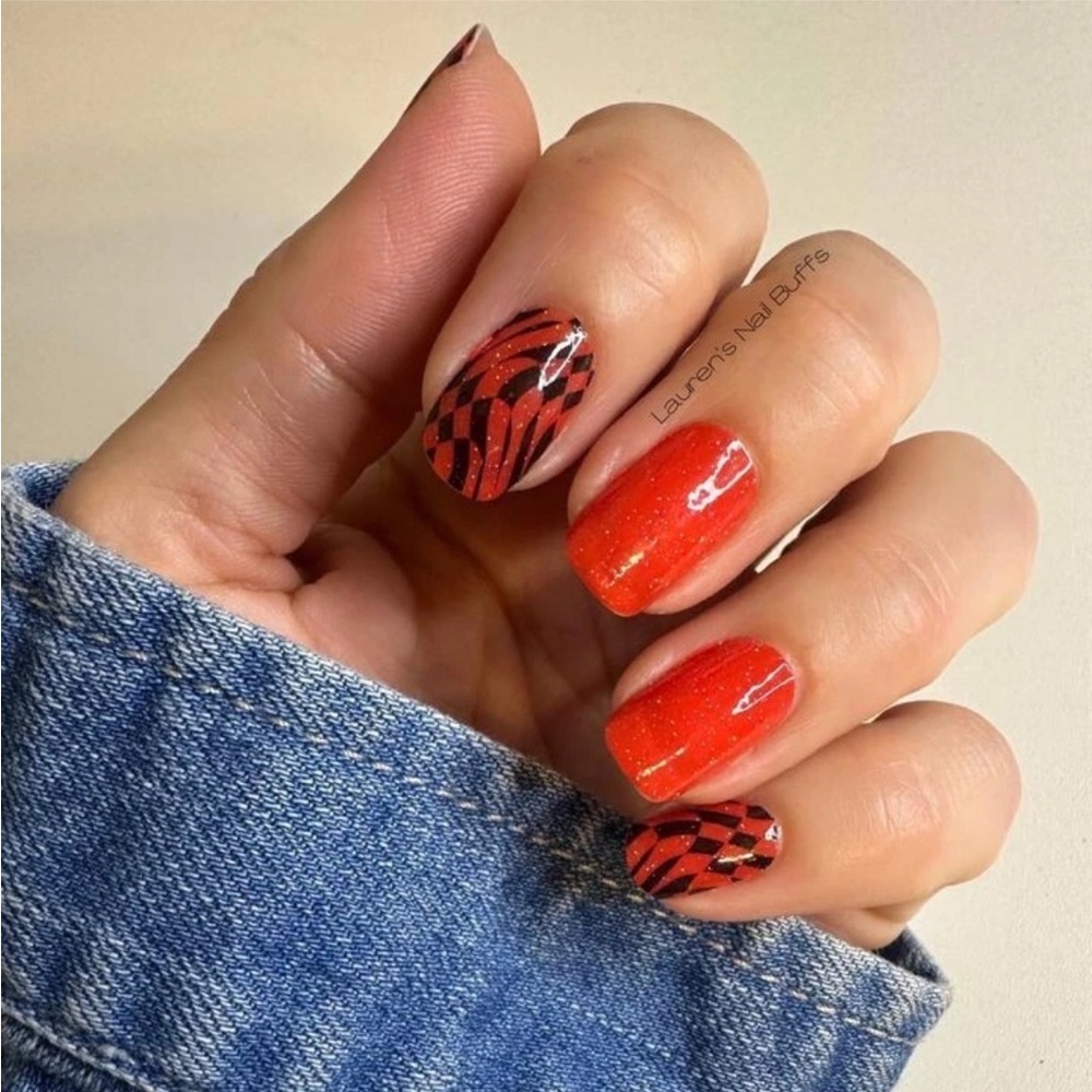 *Retired* Color Street: Pumpkin Queen | Orange Red Glitter Halloween Abstract